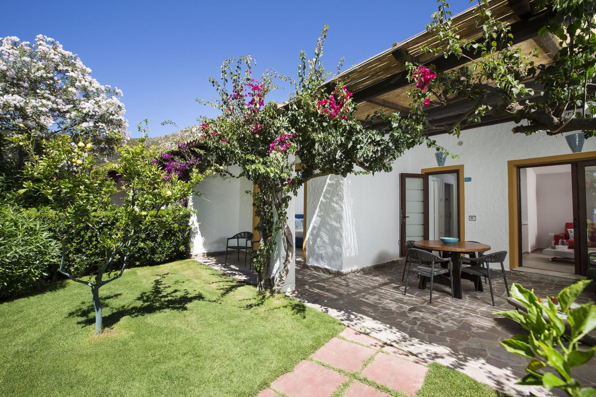 Cormoran Residence Villasimius Exterior foto